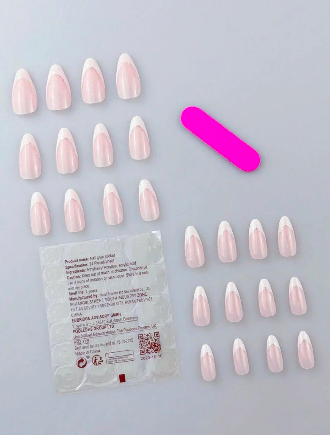 Almond French Glitter Line Press-ons