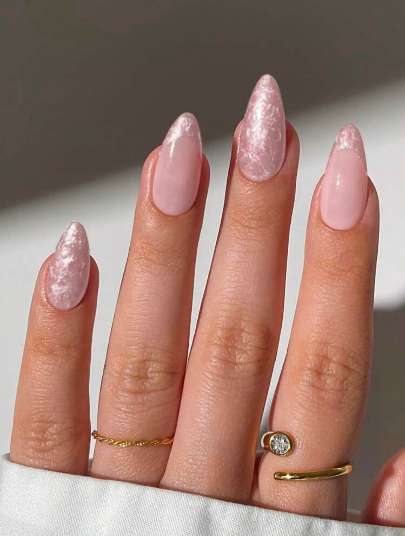 Champagne Pink Marble Style press-ons