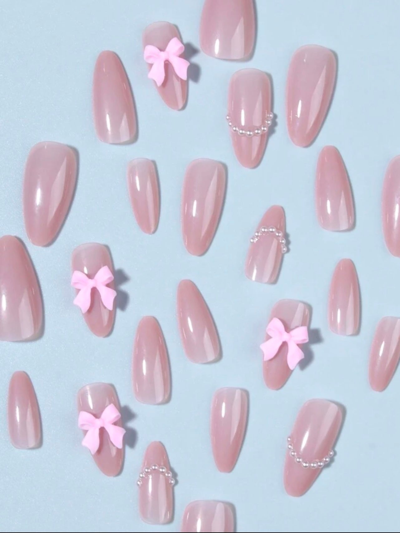 Soft Pink with 3D pearl & bow press-ons