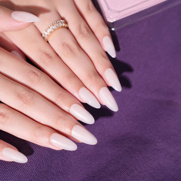 Hailey Moonlight Press-on Nails