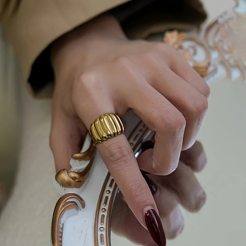 Spiral Muse Ring